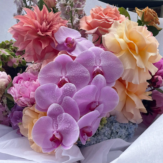 Bright and colorful Flower Bouquets
